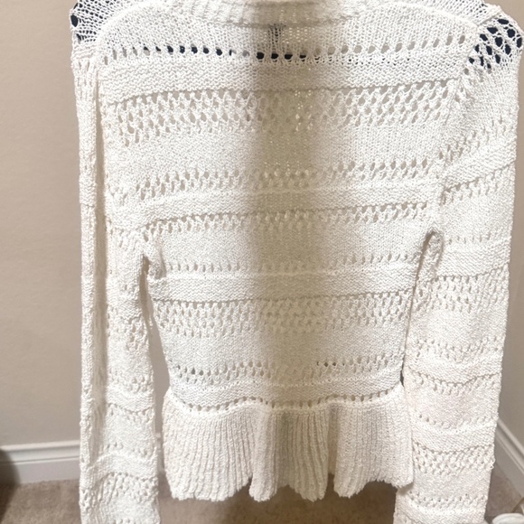 H&M White Crochet Knit Peplum Sweater - Picture 3 of 3